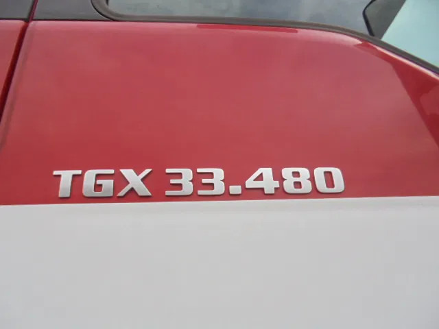 Tractor unit MAN TGX 33.480 6X4 Manual Gearbox Retarder: picture 19
