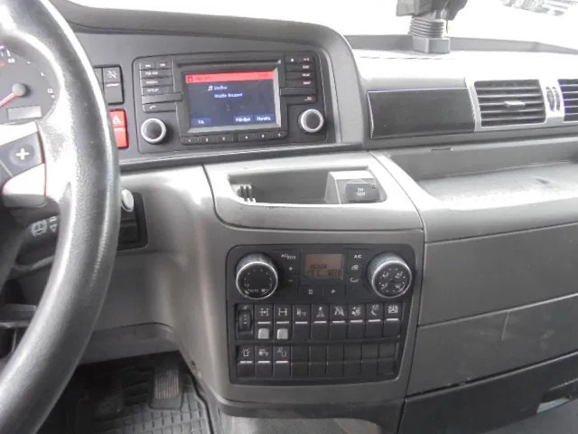 Tractor unit MAN TGX 33.480 6X4 Manual Gearbox Retarder: picture 12