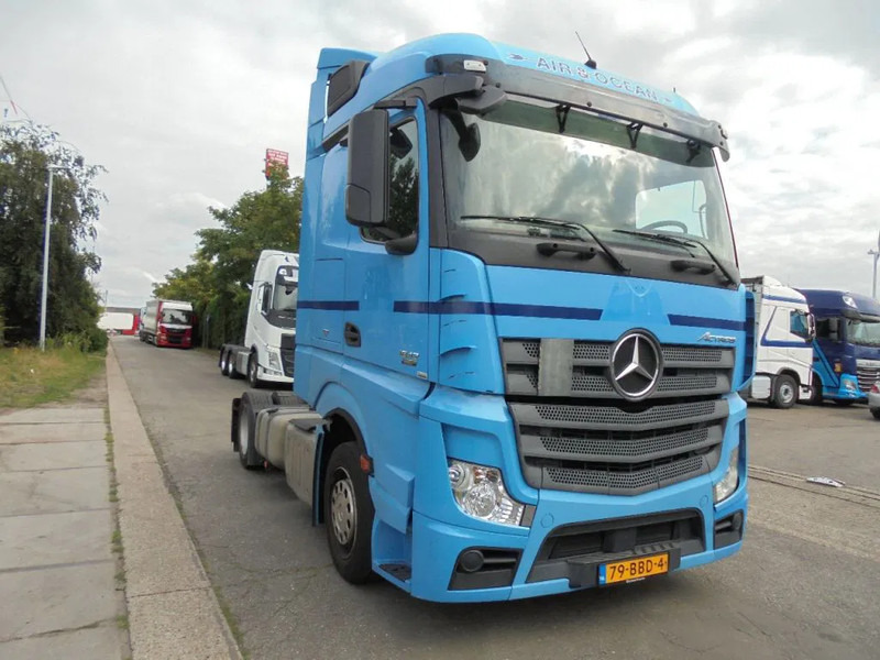 Mercedes-Benz Actros 1842 - Tractor unit: picture 3 Mercedes-Benz Actros 1842 - Tractor unit: picture 3