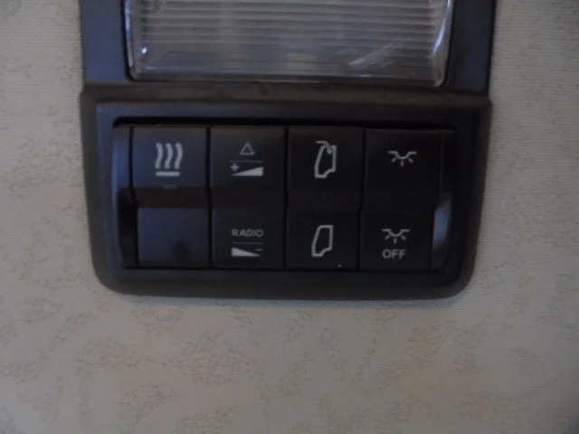 Tractor unit Mercedes-Benz Actros 1842 LS EUR6: picture 13