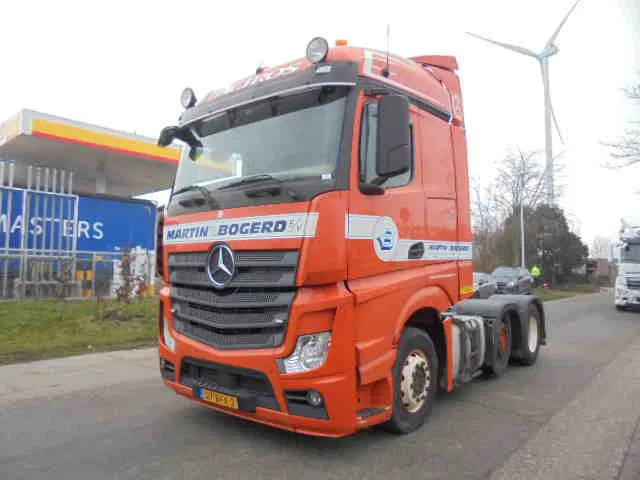 Mercedes-Benz Actros 2645 NL TRUCK - Tractor unit: picture 1 Mercedes-Benz Actros 2645 NL TRUCK - Tractor unit: picture 1