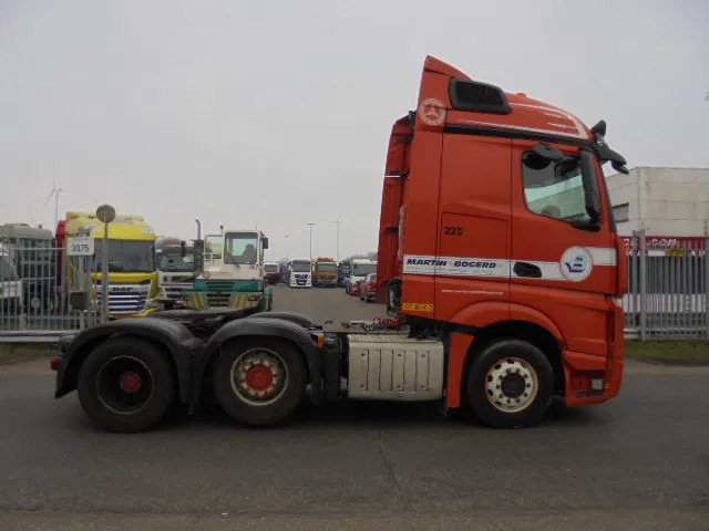 Mercedes-Benz Actros 2645 NL TRUCK - Tractor unit: picture 4 Mercedes-Benz Actros 2645 NL TRUCK - Tractor unit: picture 4