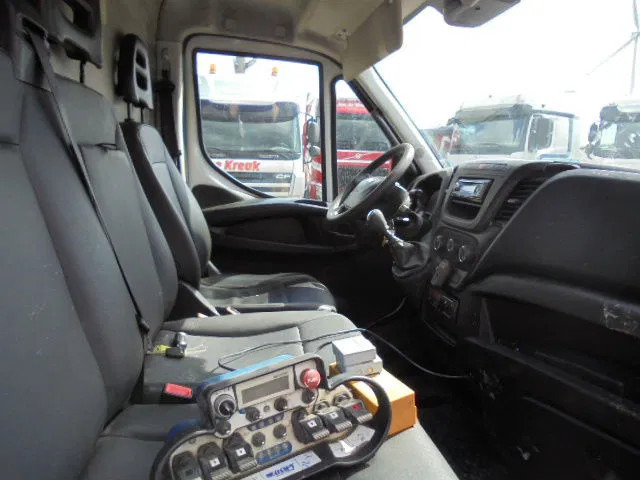 Truck, Crane truck Iveco Daily 70 70C17: picture 8