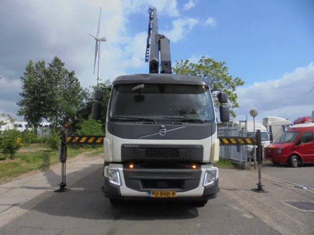 Volvo FE 320 6X2 NL TRUCK - Garbage truck: picture 2 Volvo FE 320 6X2 NL TRUCK - Garbage truck: picture 2