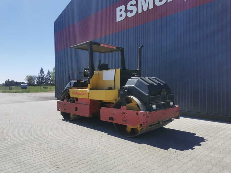 Roller Dynapac CC 421: picture 6