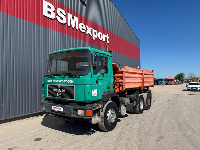 MAN 26.302 - Tipper: picture 1 MAN 26.302 - Tipper: picture 1