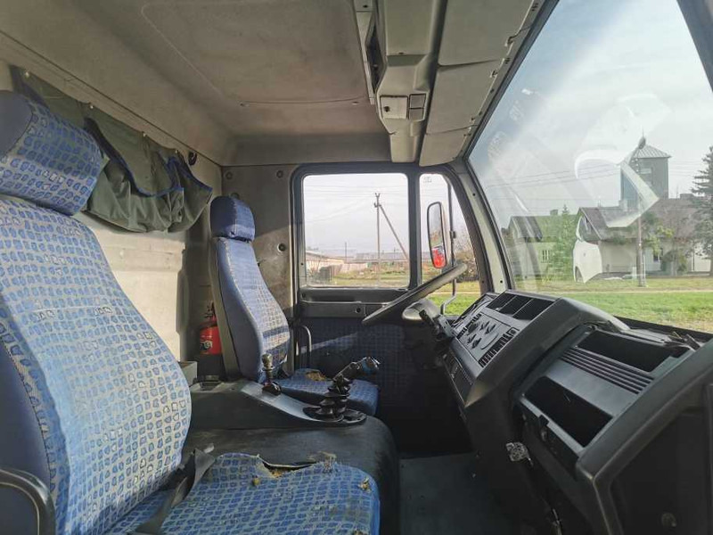 Livestock truck MAN LE 12.189 livestock truck: picture 13 Livestock truck MAN LE 12.189 livestock truck: picture 13