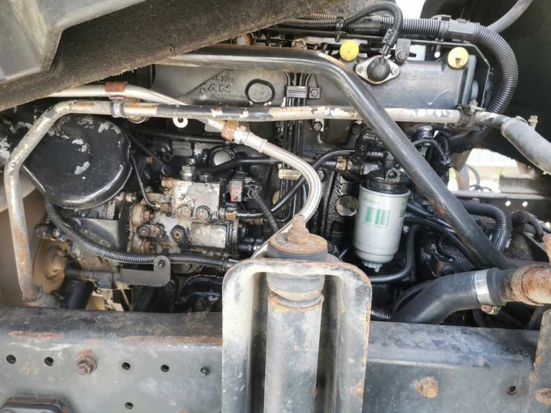 Interior photo 1: Livestock truck MAN LE 12.189 livestock truck Interior photo 1: Livestock truck MAN LE 12.189 livestock truck