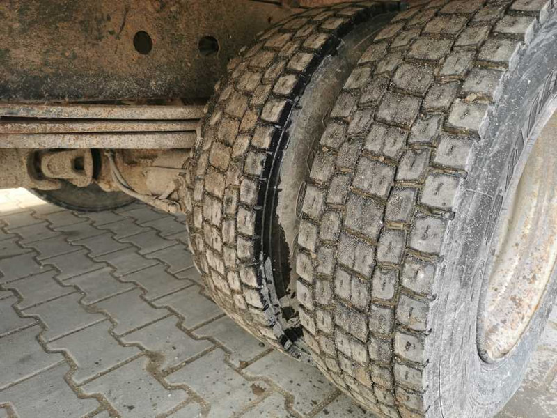 Livestock truck MAN LE 12.189 livestock truck: picture 9 Livestock truck MAN LE 12.189 livestock truck: picture 9