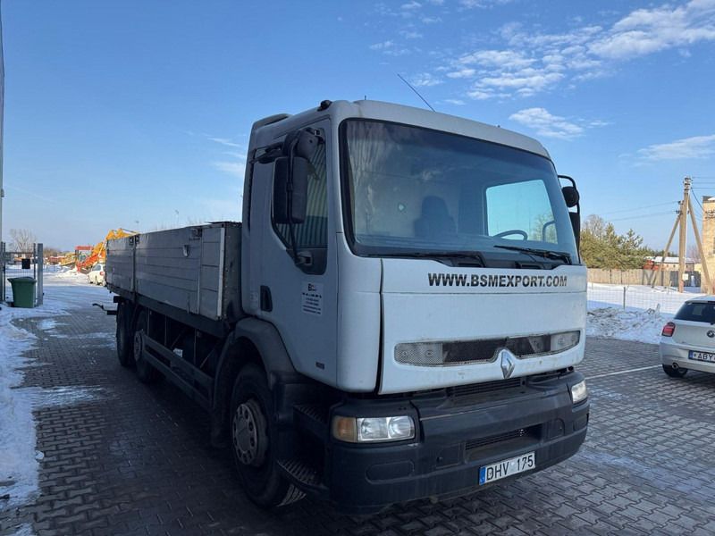 Renault Premium 250, manual pump, spring-spring - Dropside/ Flatbed truck: picture 2 Renault Premium 250, manual pump, spring-spring - Dropside/ Flatbed truck: picture 2