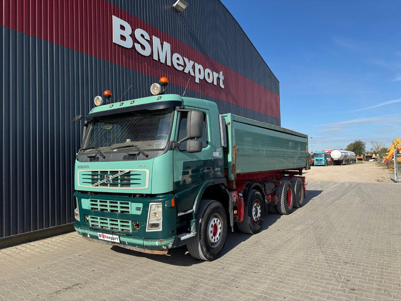 Volvo FH 12 420, accident truck - Tipper: picture 1 Volvo FH 12 420, accident truck - Tipper: picture 1