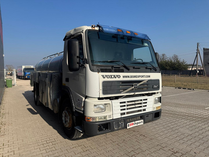Volvo FM7, 12000 l water/milk tank truck - Tank truck: picture 2 Volvo FM7, 12000 l water/milk tank truck - Tank truck: picture 2