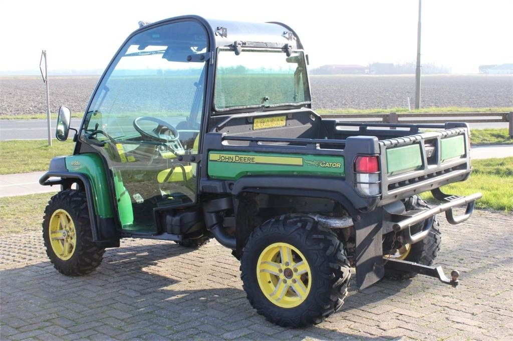 John Deere XUV855D Gator - Side-by-side/ ATV: picture 4 John Deere XUV855D Gator - Side-by-side/ ATV: picture 4
