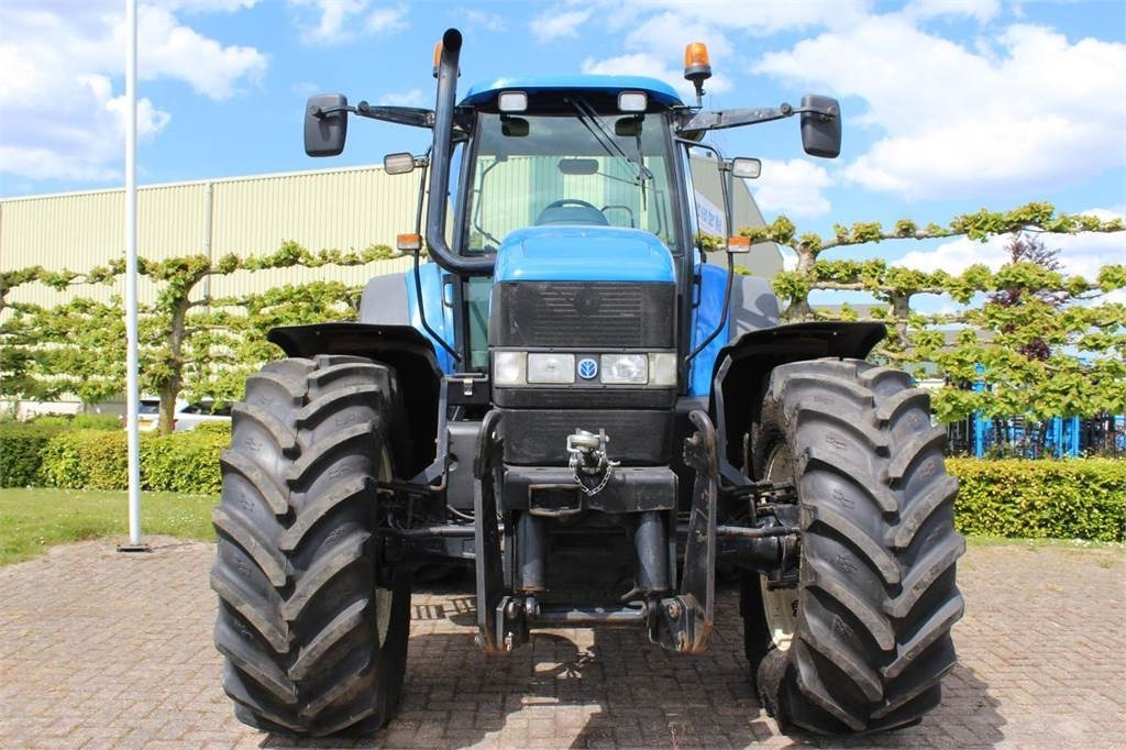Farm tractor New Holland TM175: picture 10