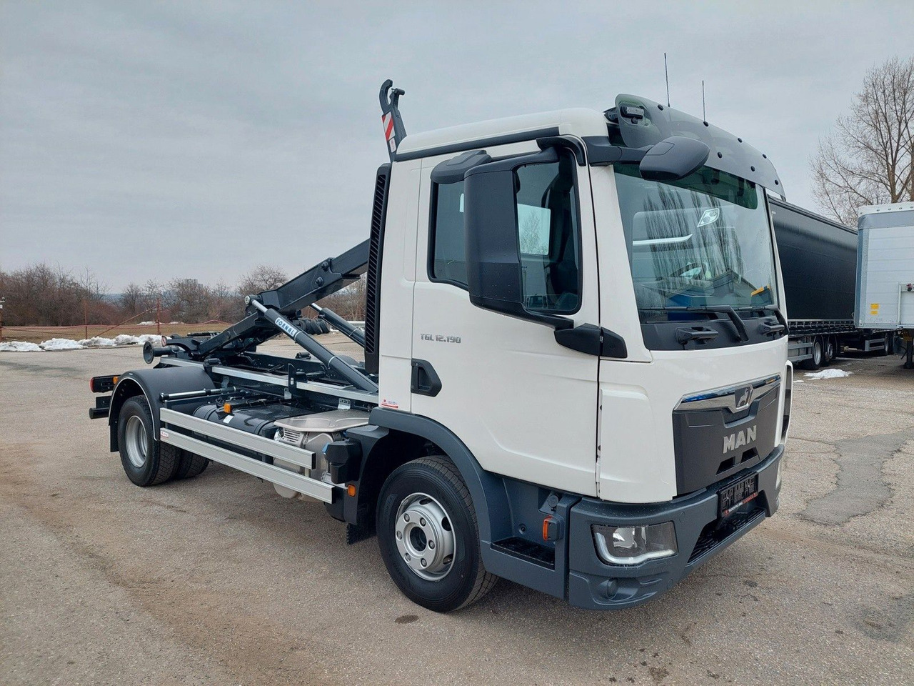 MAN TG3 TGL 12.190 BB 4x2 - Hook lift truck: picture 2 MAN TG3 TGL 12.190 BB 4x2 - Hook lift truck: picture 2