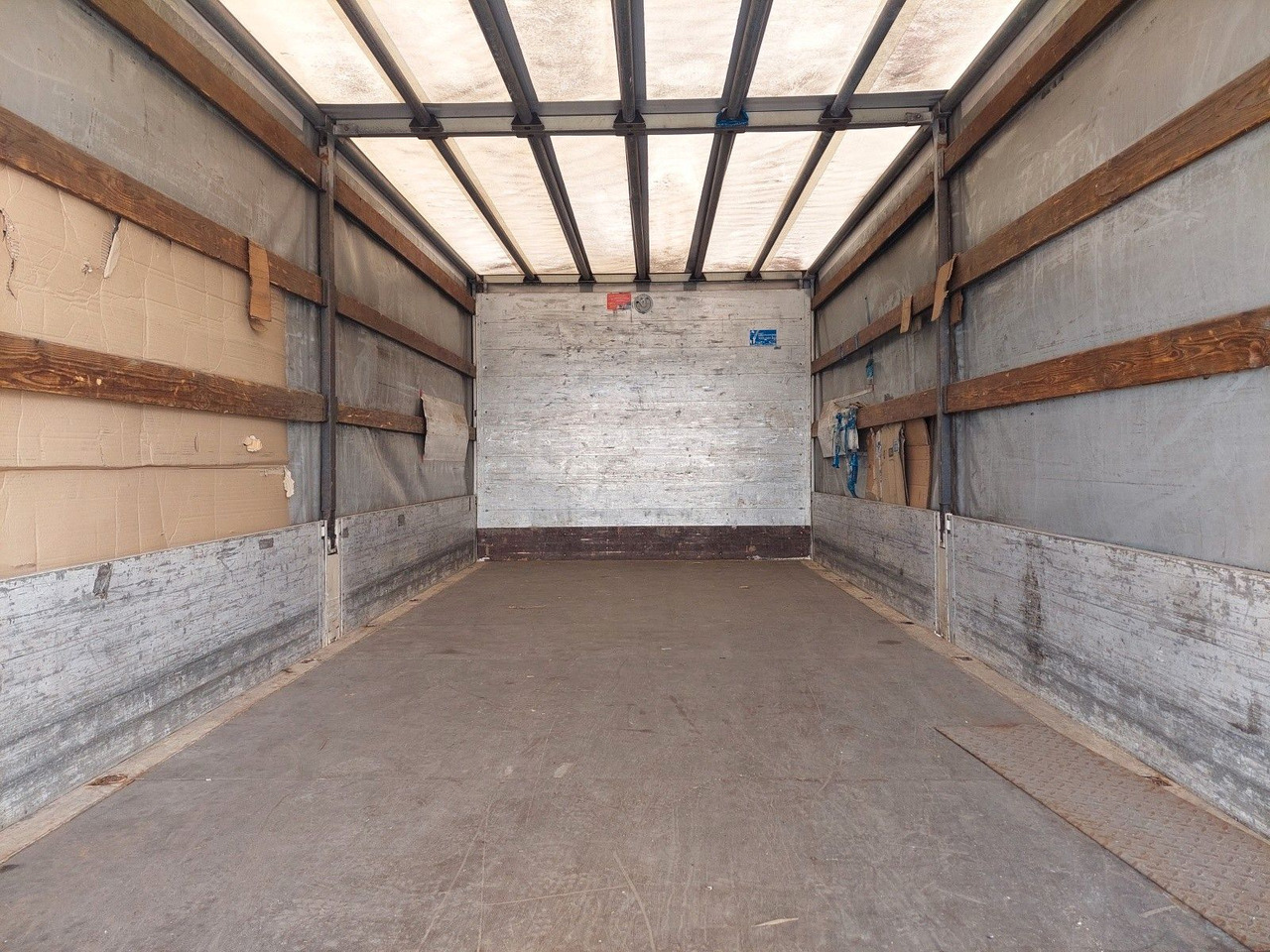 Curtainsider truck MAN TGL 8.180 4X2 BL: picture 8