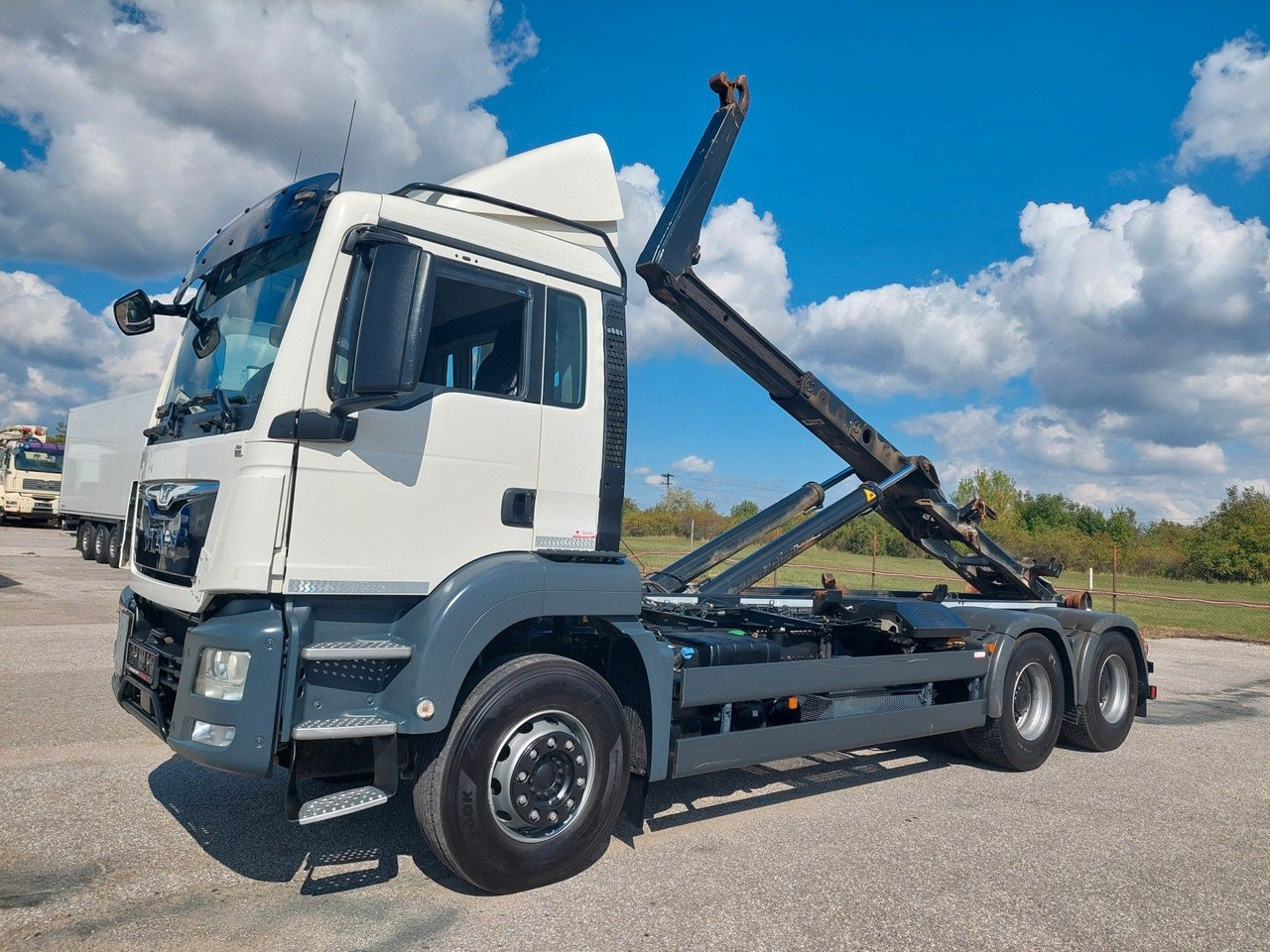 MAN TGS 26.440 BL Meiller RK 20.65 6x4 - Hook lift truck: picture 1 MAN TGS 26.440 BL Meiller RK 20.65 6x4 - Hook lift truck: picture 1
