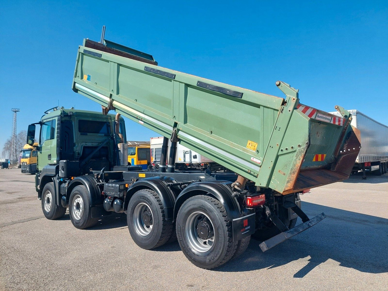MAN TGS 35.460 BB Meiller Bordmatik 8x4 - Tipper: picture 3 MAN TGS 35.460 BB Meiller Bordmatik 8x4 - Tipper: picture 3