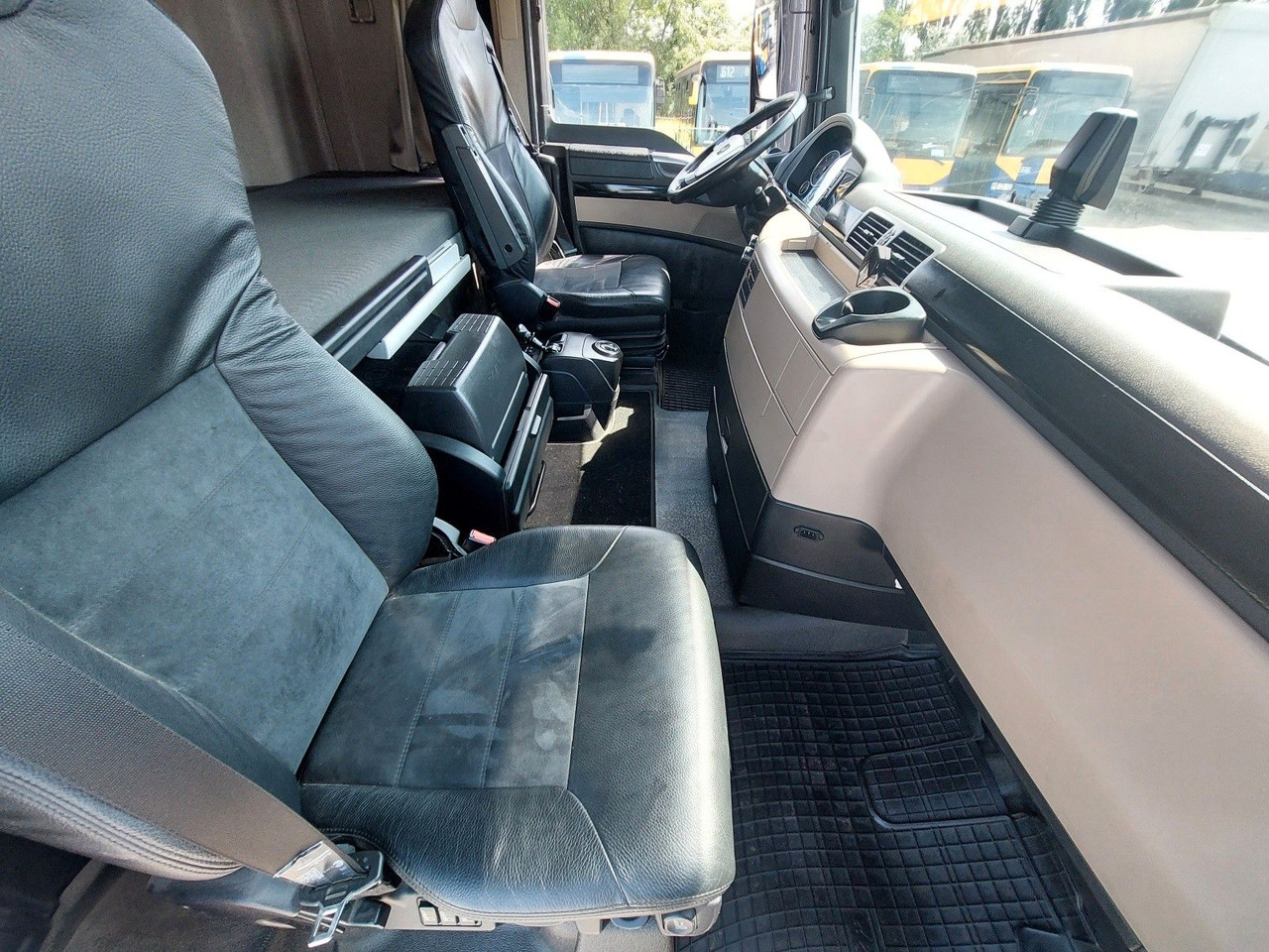 MAN TGX 18.500 4X2 BLS Kipphydraulik TOP AUsstattung - Tractor unit: picture 5 MAN TGX 18.500 4X2 BLS Kipphydraulik TOP AUsstattung - Tractor unit: picture 5