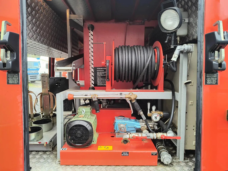 Fire truck Iveco Eurocargo 38 025 KM (!) - LIGHT TOWER - GENERATOR - 525L TANK: picture 17