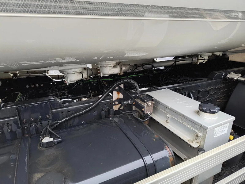 Tank truck for transportation of fuel MAN TGM 26.340 19000L FUEL/CARBURANT - 4 COMP: picture 17