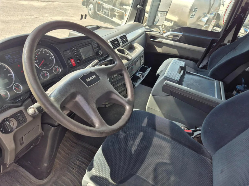 Refrigerator truck MAN TGS 18.320 COOLING TRUCK - D'HOLLANDIA TAILLIFT: picture 9