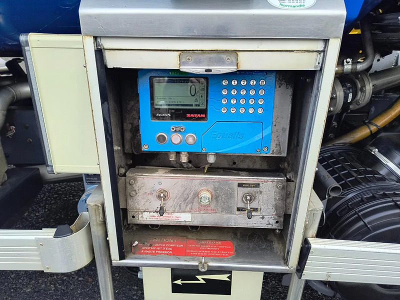 Leasing of Renault Premium 270 DXI 13500L FUEL/CARBURANT - 4 COMP Renault Premium 270 DXI 13500L FUEL/CARBURANT - 4 COMP: picture 12