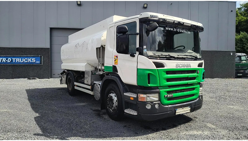 Scania P280 MANUAL GEARBOX- TANK 14000L- RETARDER - Tank truck: picture 2 Scania P280 MANUAL GEARBOX- TANK 14000L- RETARDER - Tank truck: picture 2