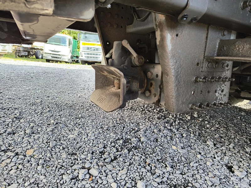 Box truck Volvo FM 370 INSULATED BOX - LIFT/STEERING AXLE - BICOOL AIRCO: picture 20