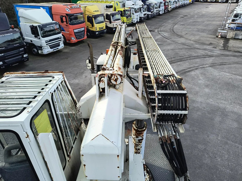 Crane truck Volvo NL12 420 6x4 CRANE 60T/M - VIDEOS AVAILABLE: picture 15