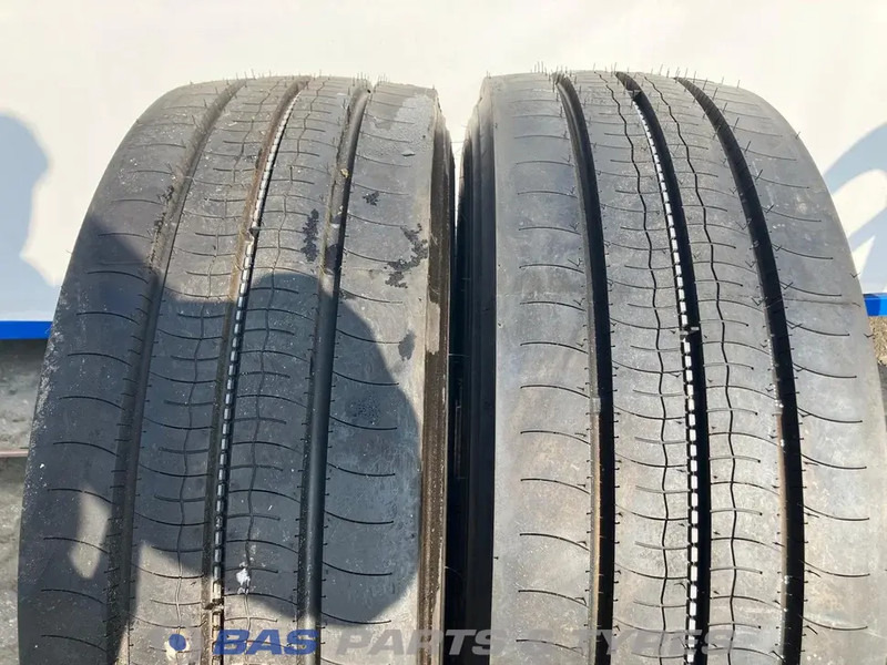Bridgestone Bridgestone 265/70R17.5 Duravis R-Steer002 138/136 M M+S 3PMSF gebruikte set - Tire for Truck: picture 2 Bridgestone Bridgestone 265/70R17.5 Duravis R-Steer002 138/136 M M+S 3PMSF gebruikte set - Tire for Truck: picture 2