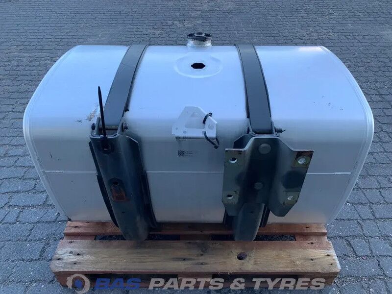 DAF Brandstoftank DAF 430 Liter 1681824 - Fuel tank for Truck: picture 3 DAF Brandstoftank DAF 430 Liter 1681824 - Fuel tank for Truck: picture 3