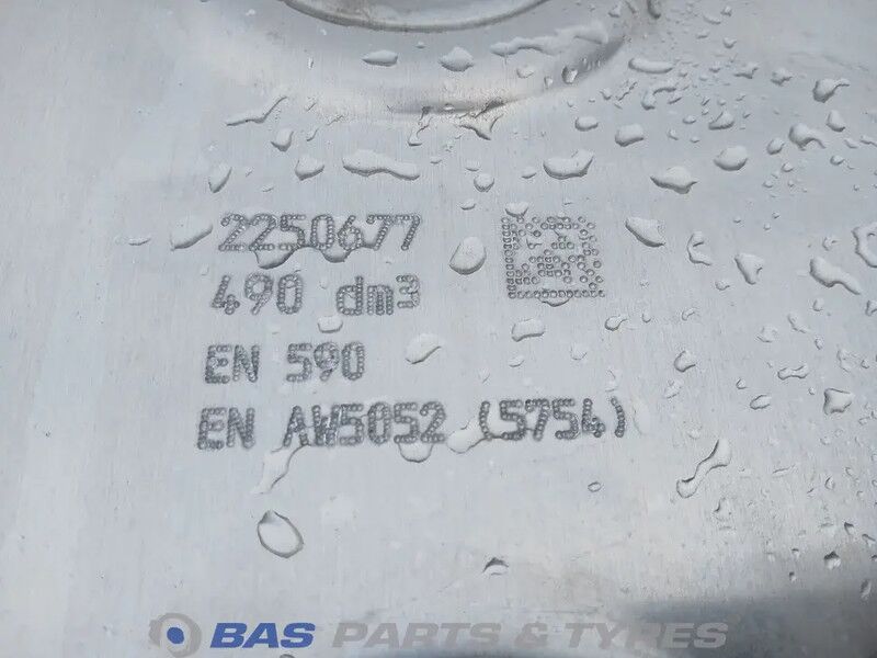 DAF Brandstoftank DAF 490 Liter 2250677 - Fuel tank for Truck: picture 5 DAF Brandstoftank DAF 490 Liter 2250677 - Fuel tank for Truck: picture 5