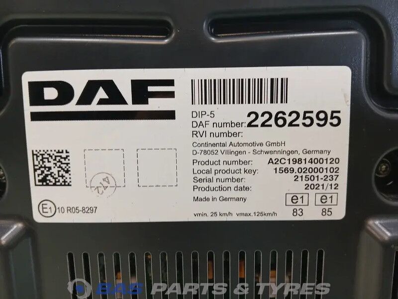DAF CF Euro 6 Instrumentenpaneel DAF 1958084 - Dashboard for Truck: picture 3 DAF CF Euro 6 Instrumentenpaneel DAF 1958084 - Dashboard for Truck: picture 3