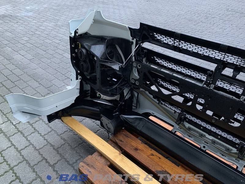 DAF CF Euro 6 - Bumper for Truck: picture 4 DAF CF Euro 6 - Bumper for Truck: picture 4
