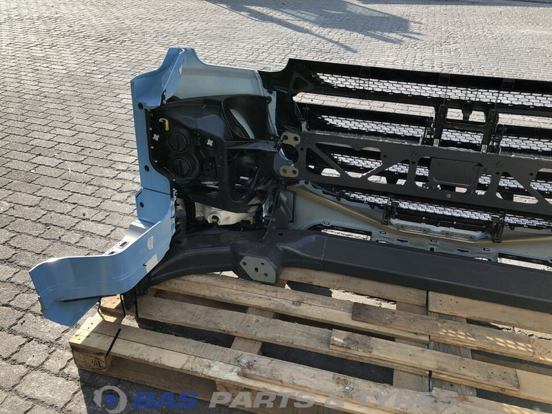 DAF CF Euro 6 - Bumper for Truck: picture 4 DAF CF Euro 6 - Bumper for Truck: picture 4