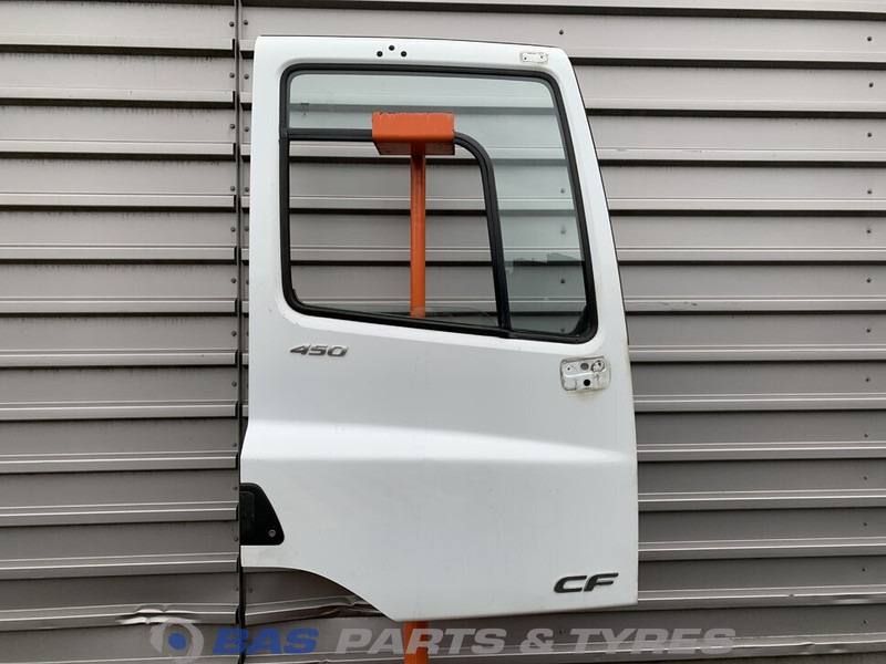 DAF CF Euro 6 Portier Rechts DAF 1355334 - Door and parts for Truck: picture 1 DAF CF Euro 6 Portier Rechts DAF 1355334 - Door and parts for Truck: picture 1