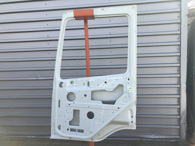 DAF CF (Meerdere types) - Door and parts for Truck: picture 2 DAF CF (Meerdere types) - Door and parts for Truck: picture 2