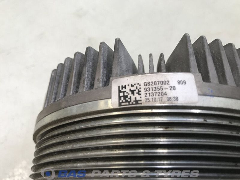 DAF Koelvloeistofpomp DAF 2137204 - Coolant pump for Truck: picture 5 DAF Koelvloeistofpomp DAF 2137204 - Coolant pump for Truck: picture 5