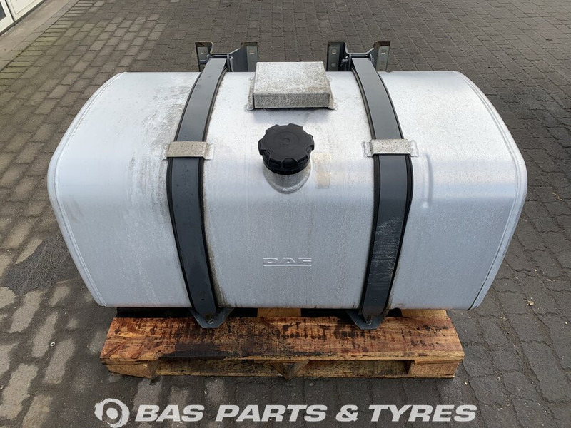 DAF - Fuel tank for Truck: picture 1 DAF - Fuel tank for Truck: picture 1