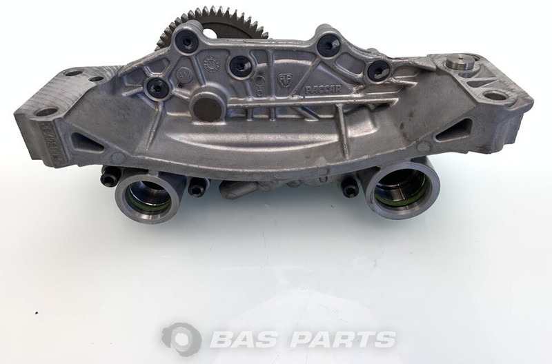 DAF  - Oil pump for Truck: picture 2 DAF  - Oil pump for Truck: picture 2