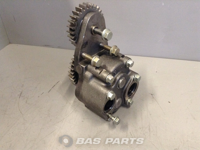 DAF  - Oil pump for Truck: picture 1 DAF  - Oil pump for Truck: picture 1