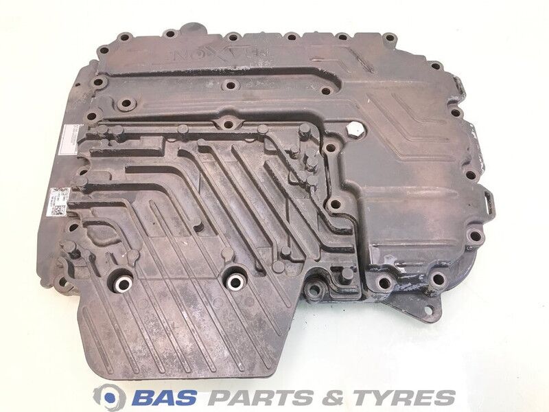 DAF Versnellingsbakdeksel DAF 2134299 - Gearbox for Truck: picture 1 DAF Versnellingsbakdeksel DAF 2134299 - Gearbox for Truck: picture 1
