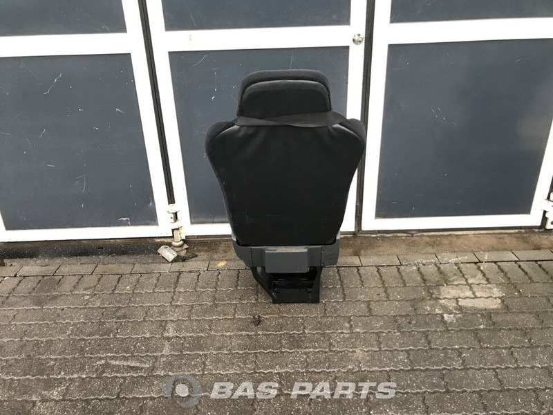 Mercedes-Benz Actros MP3 - Seat for Truck: picture 3 Mercedes-Benz Actros MP3 - Seat for Truck: picture 3