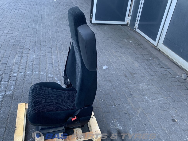 Mercedes-Benz Actros MP4 Bijrijdersstoel Mercedes A 960 910 38 03 - Seat for Truck: picture 3 Mercedes-Benz Actros MP4 Bijrijdersstoel Mercedes A 960 910 38 03 - Seat for Truck: picture 3