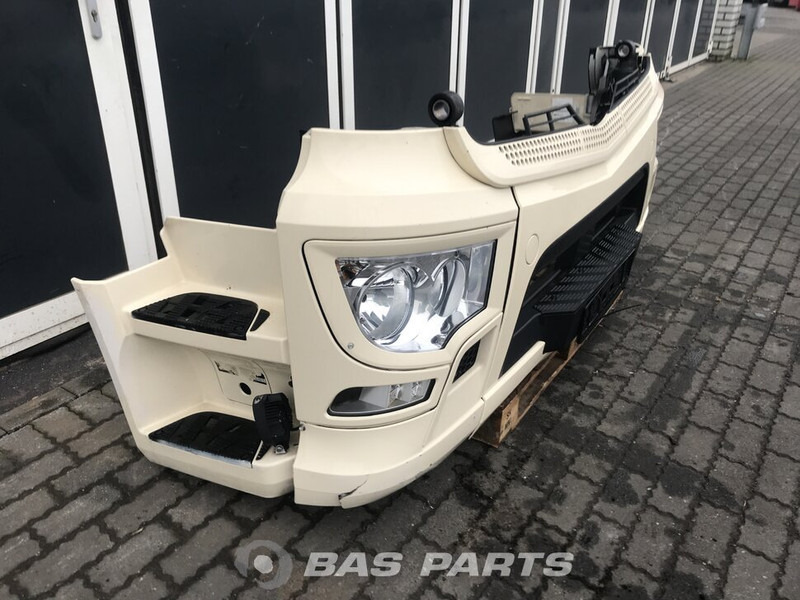 Mercedes-Benz Actros MP4 Bumper Mercedes A 960 310 23 22 - Bumper for Truck: picture 3 Mercedes-Benz Actros MP4 Bumper Mercedes A 960 310 23 22 - Bumper for Truck: picture 3