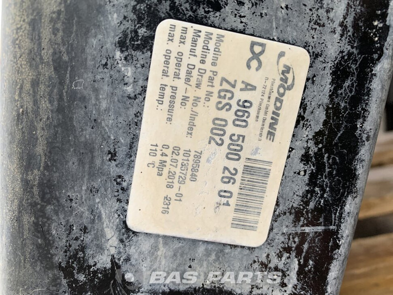 Mercedes-Benz Actros MP4 Koelerpakket Mercedes OM471LA 480 A 960 500 00 02 - Radiator for Truck: picture 3 Mercedes-Benz Actros MP4 Koelerpakket Mercedes OM471LA 480 A 960 500 00 02 - Radiator for Truck: picture 3