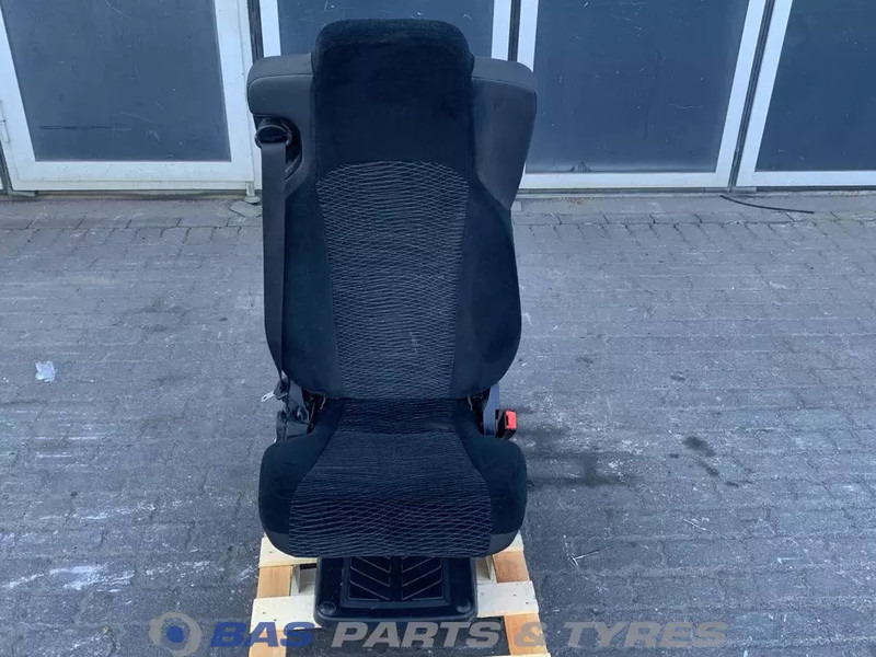 Mercedes-Benz Actros MP4 - Seat for Truck: picture 1 Mercedes-Benz Actros MP4 - Seat for Truck: picture 1