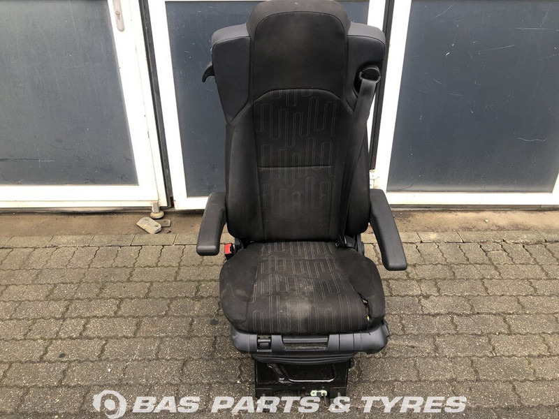 Mercedes-Benz Actros MP4 - Seat for Truck: picture 1 Mercedes-Benz Actros MP4 - Seat for Truck: picture 1