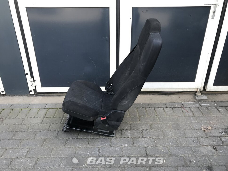 Mercedes-Benz Actros MP4 - Seat for Truck: picture 2 Mercedes-Benz Actros MP4 - Seat for Truck: picture 2